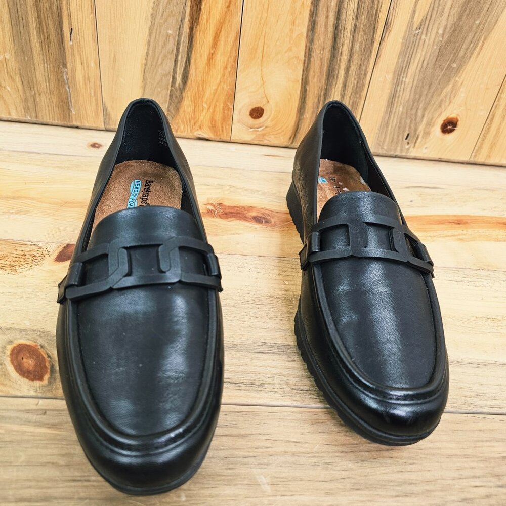 BARETRAPS MEMORY FOAM VEGAN LEATHER LOAFER SIZE 8.5